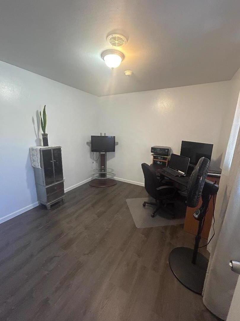 Detail Gallery Image 6 of 18 For 708 Hill Ave, Watsonville,  CA 95076 - 3 Beds | 2 Baths