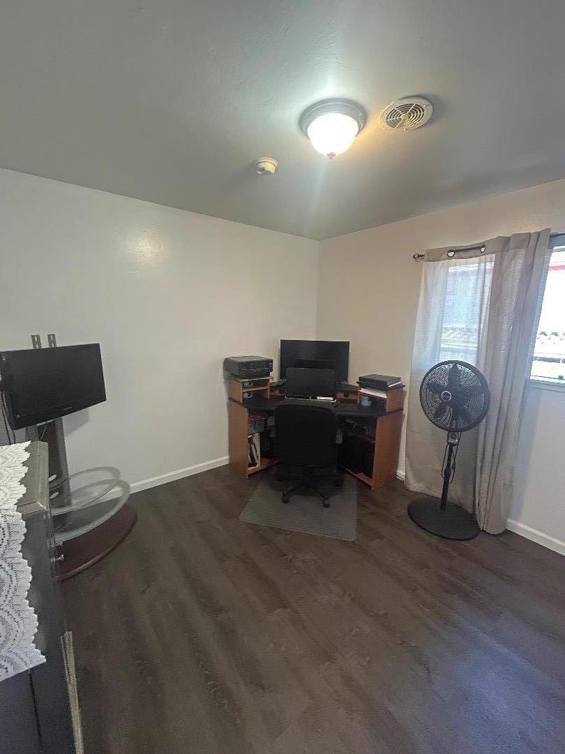 Detail Gallery Image 7 of 18 For 708 Hill Ave, Watsonville,  CA 95076 - 3 Beds | 2 Baths