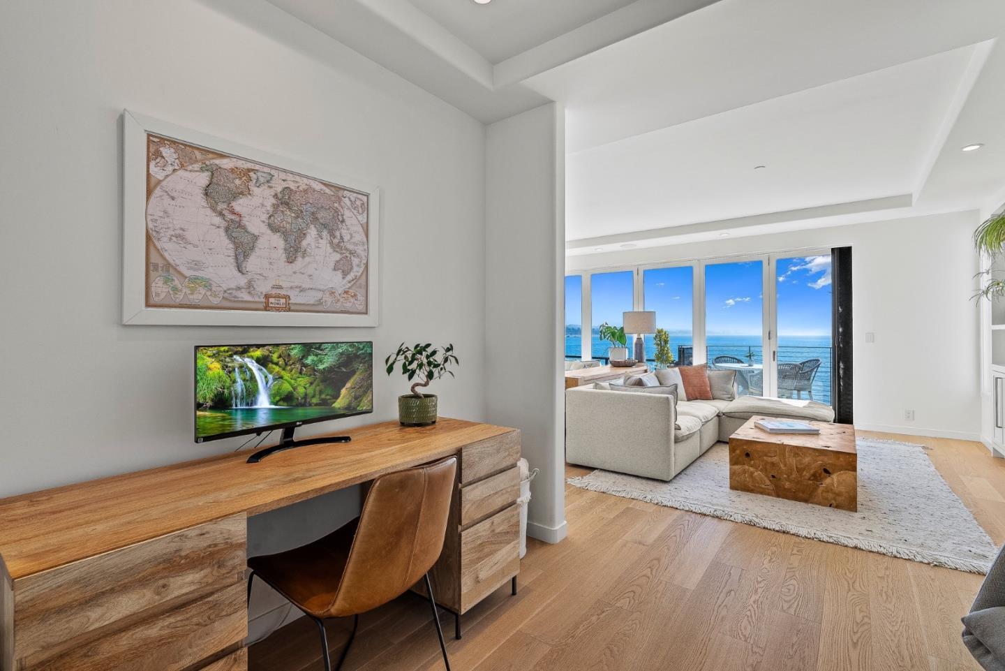 Detail Gallery Image 33 of 81 For 108 Grove Ln, Capitola,  CA 95010 - 4 Beds | 4/1 Baths