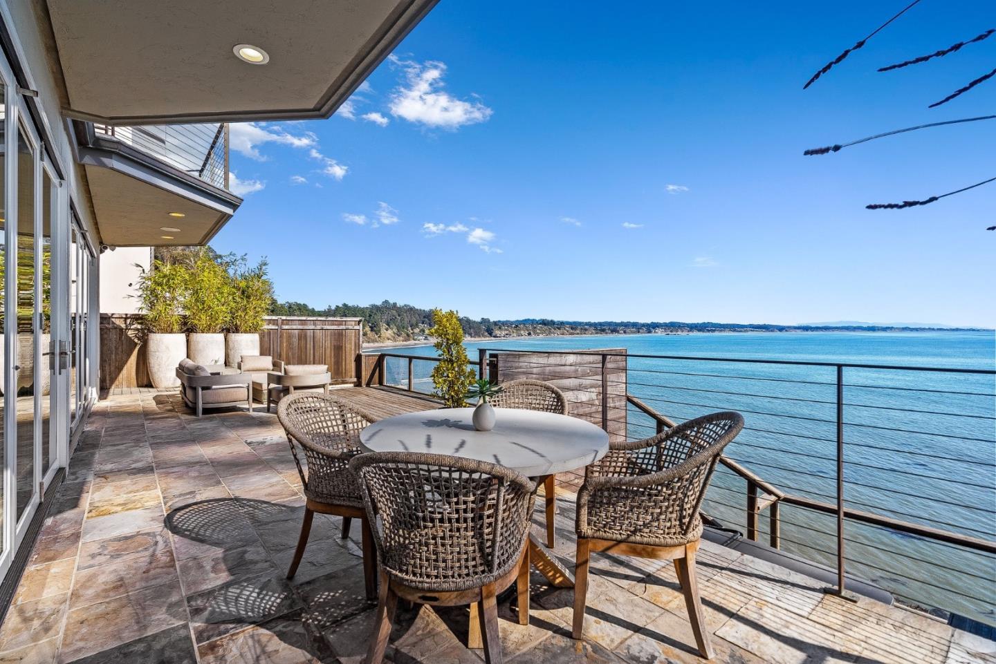 Detail Gallery Image 39 of 81 For 108 Grove Ln, Capitola,  CA 95010 - 4 Beds | 4/1 Baths