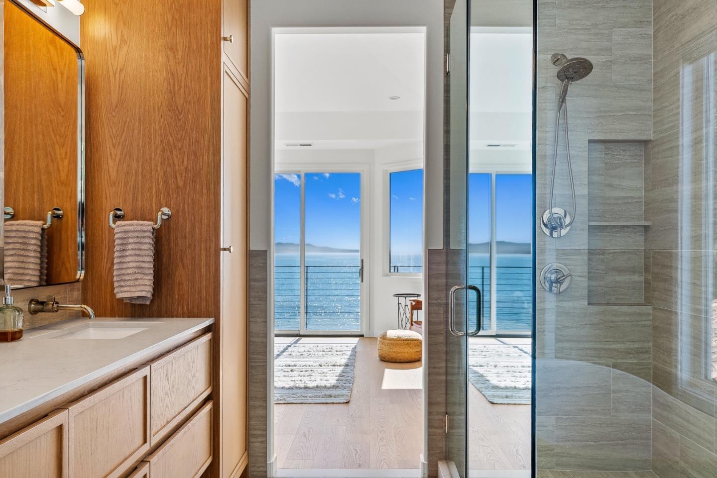 Detail Gallery Image 53 of 81 For 108 Grove Ln, Capitola,  CA 95010 - 4 Beds | 4/1 Baths