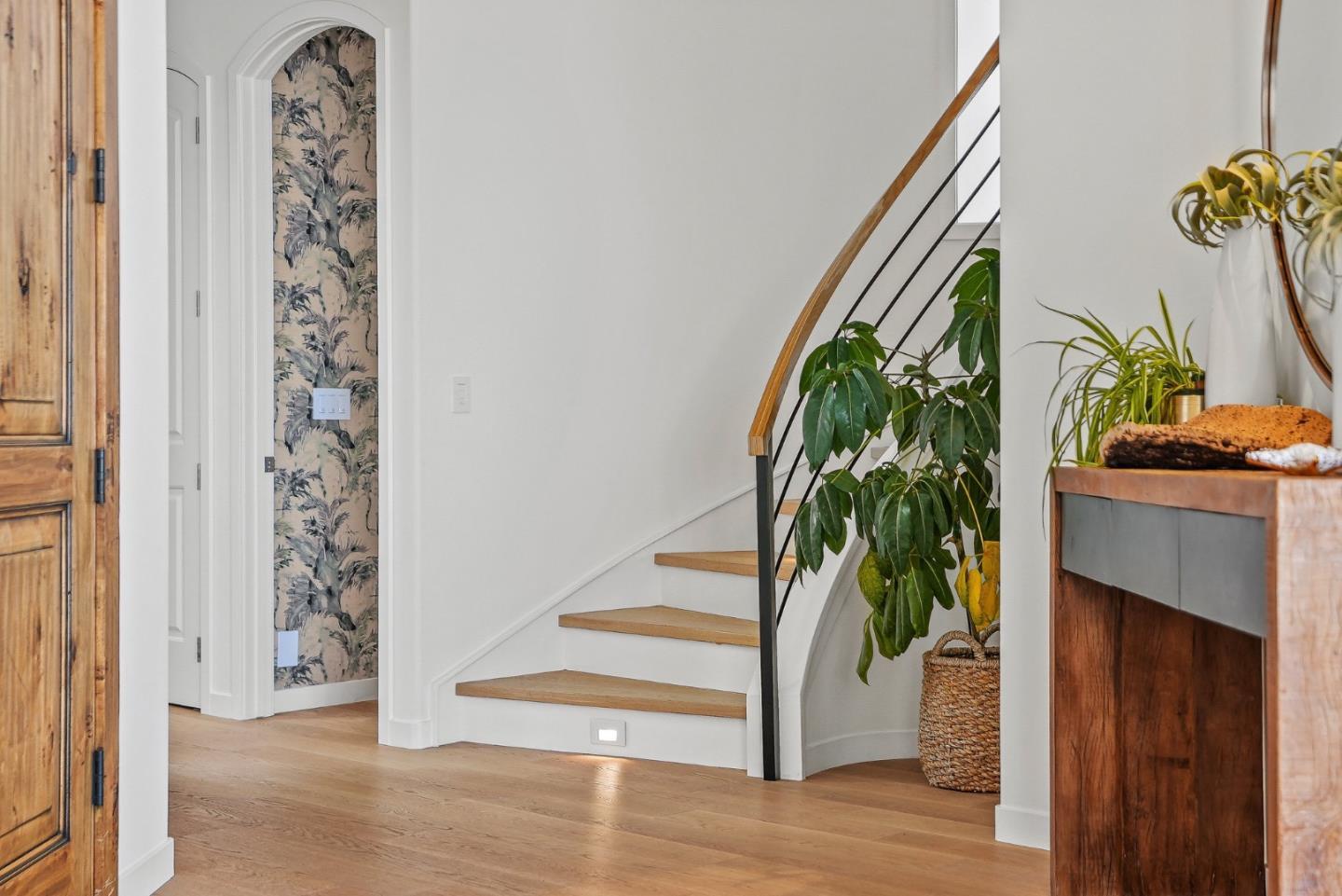 Detail Gallery Image 72 of 81 For 108 Grove Ln, Capitola,  CA 95010 - 4 Beds | 4/1 Baths