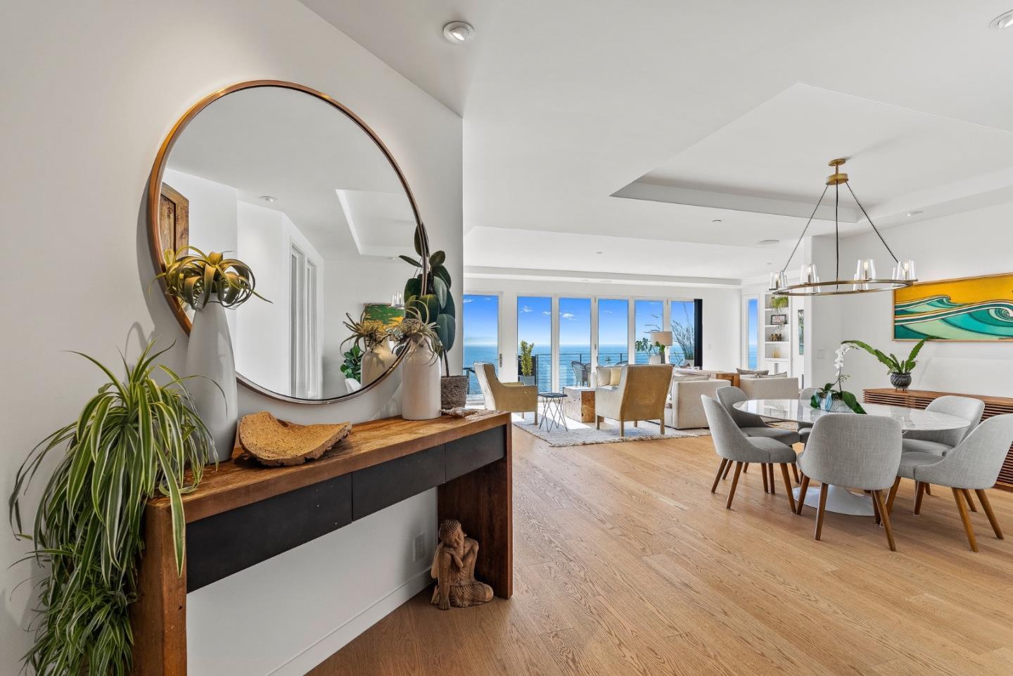Detail Gallery Image 8 of 81 For 108 Grove Ln, Capitola,  CA 95010 - 4 Beds | 4/1 Baths