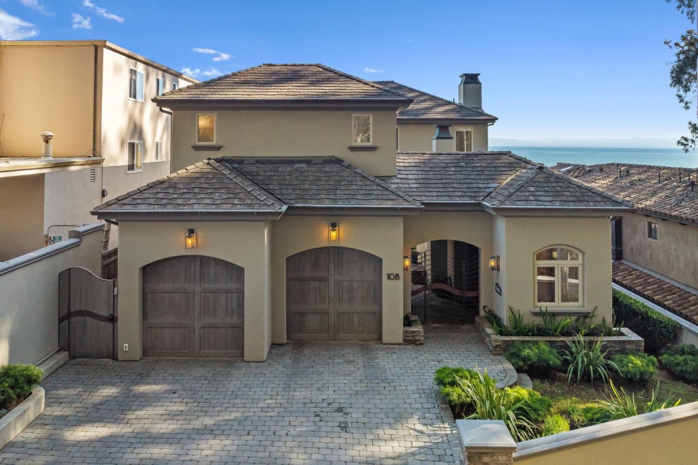 Detail Gallery Image 80 of 81 For 108 Grove Ln, Capitola,  CA 95010 - 4 Beds | 4/1 Baths