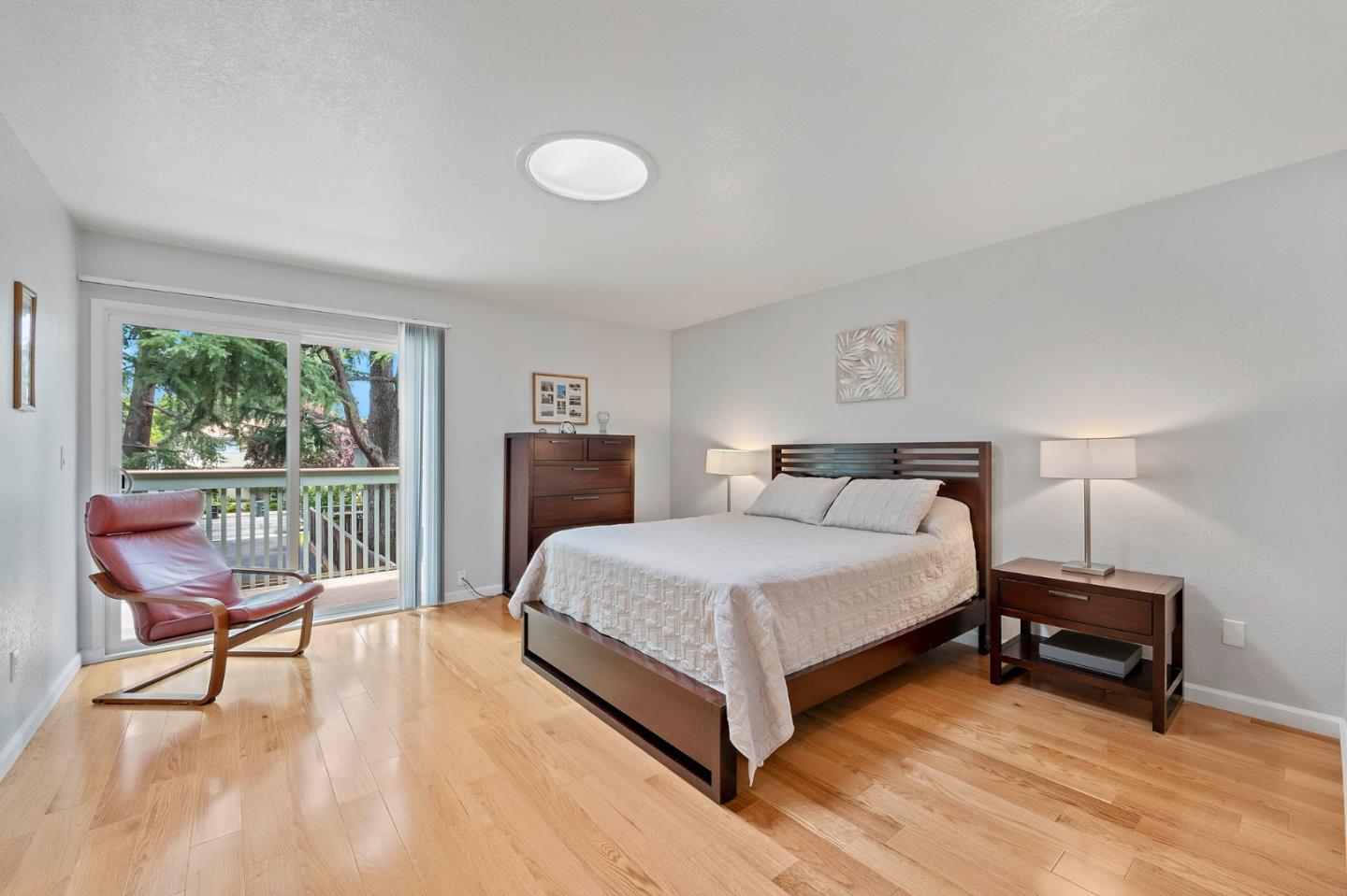 Detail Gallery Image 25 of 38 For 987 Lane Ave #6,  Mountain View,  CA 94040 - 3 Beds | 2/1 Baths