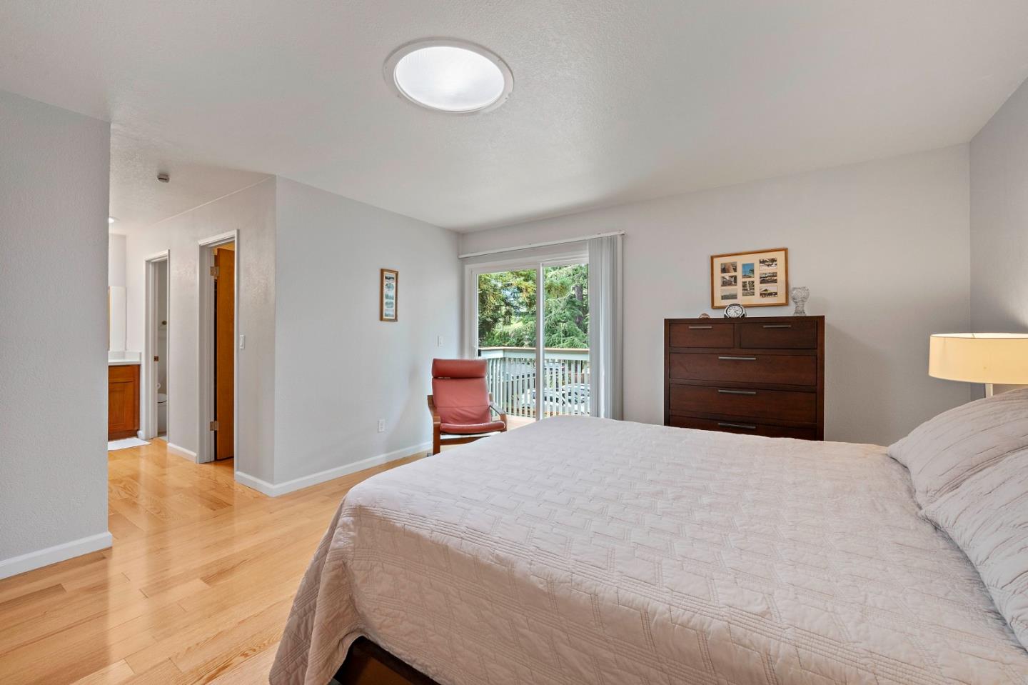 Detail Gallery Image 26 of 38 For 987 Lane Ave #6,  Mountain View,  CA 94040 - 3 Beds | 2/1 Baths