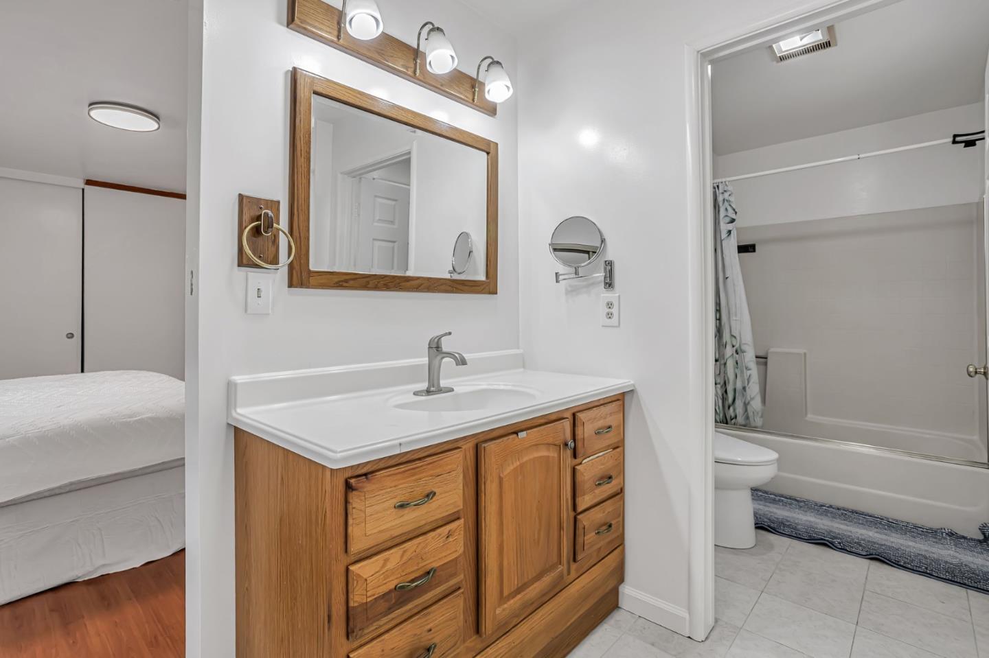 Detail Gallery Image 19 of 45 For 3685 Howe Ct, Fremont,  CA 94538 - 3 Beds | 2/1 Baths