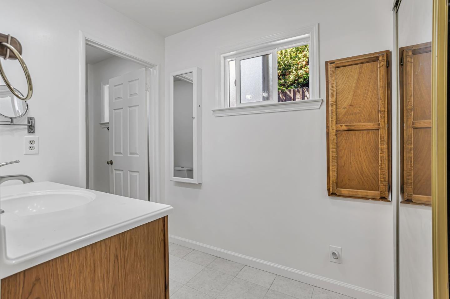 Detail Gallery Image 20 of 45 For 3685 Howe Ct, Fremont,  CA 94538 - 3 Beds | 2/1 Baths