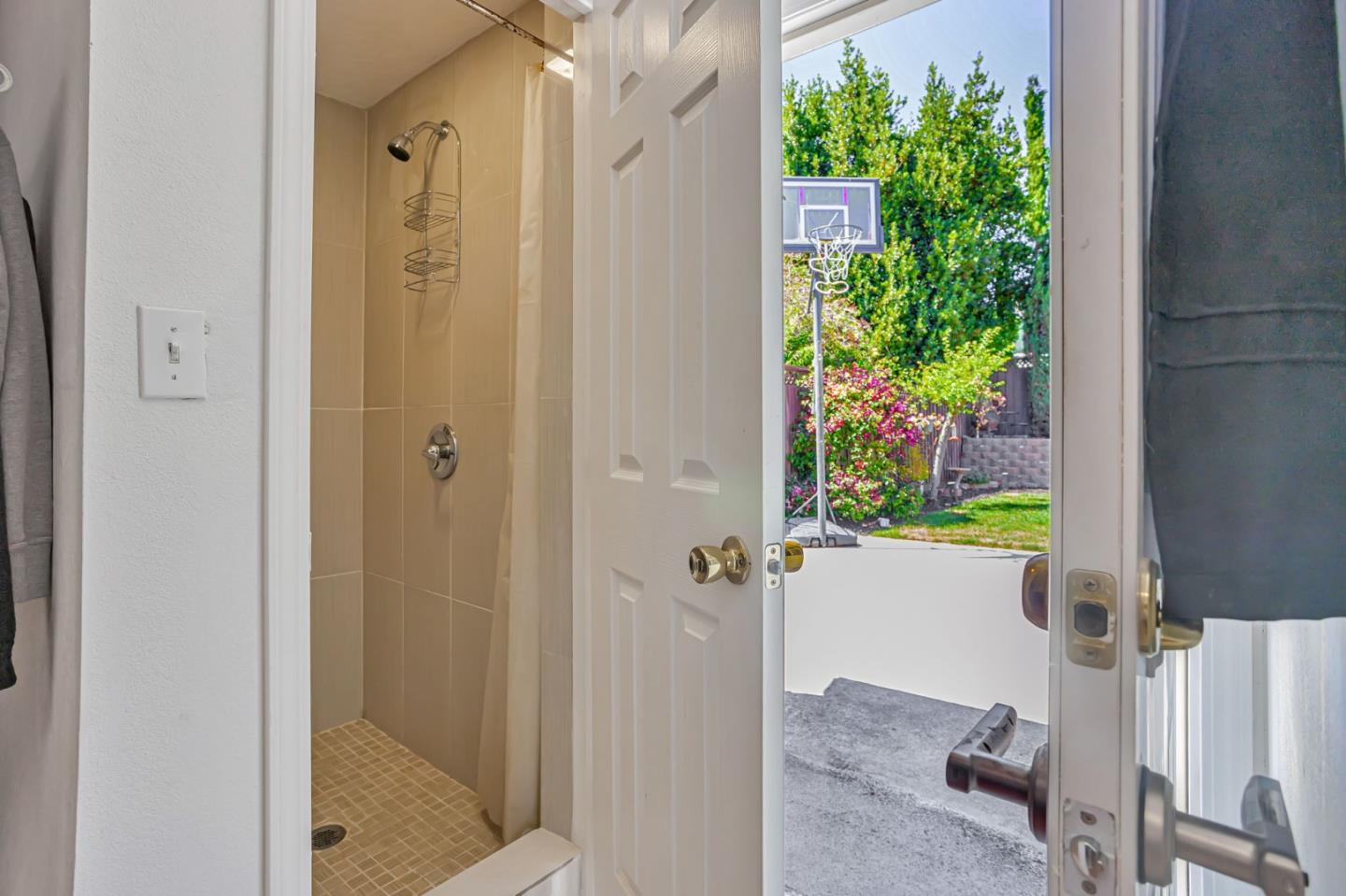 Detail Gallery Image 42 of 45 For 3685 Howe Ct, Fremont,  CA 94538 - 3 Beds | 2/1 Baths