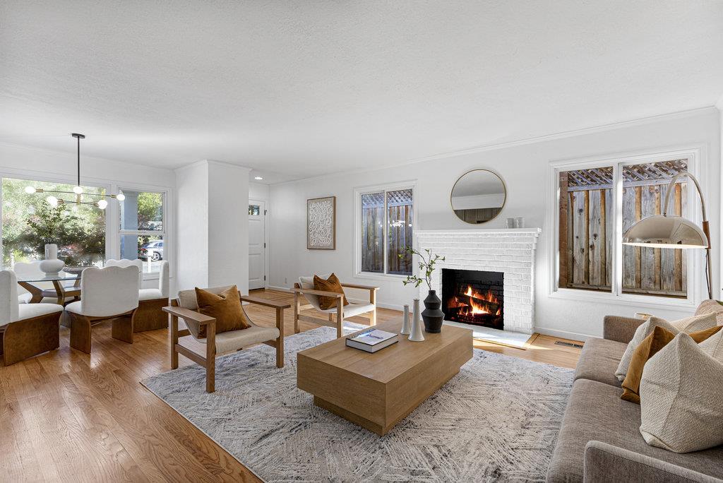 Detail Gallery Image 15 of 67 For 2150 Valparaiso Ave, Menlo Park,  CA 94025 - 3 Beds | 2 Baths
