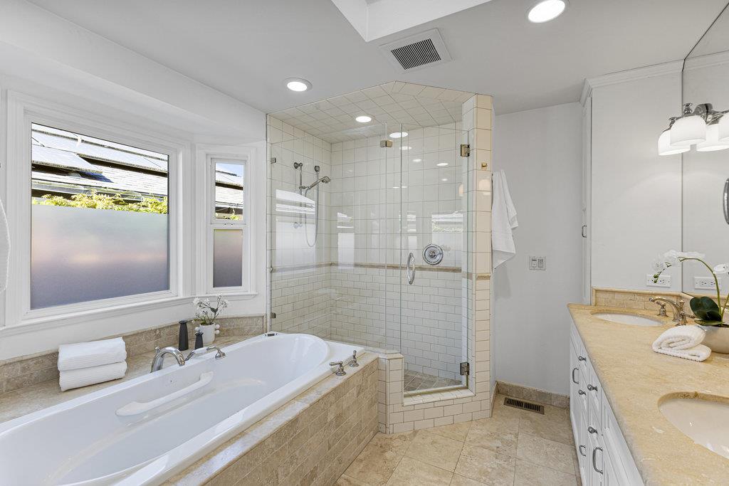 Detail Gallery Image 38 of 67 For 2150 Valparaiso Ave, Menlo Park,  CA 94025 - 3 Beds | 2 Baths