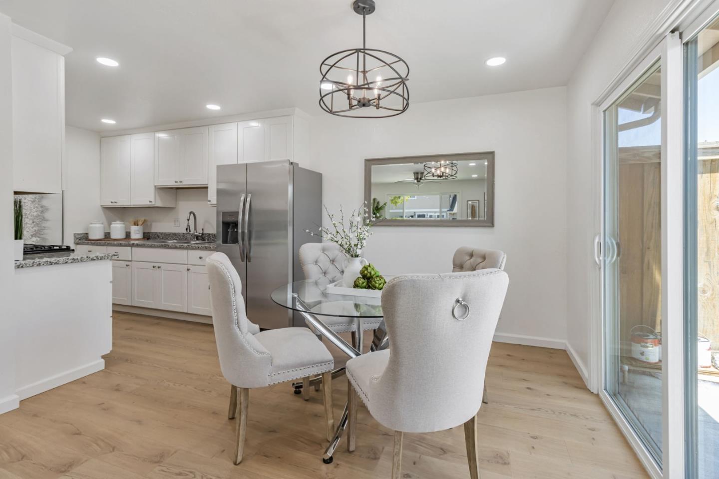 Detail Gallery Image 16 of 47 For 303 Junipero Dr #1,  Milpitas,  CA 95035 - 3 Beds | 1 Baths