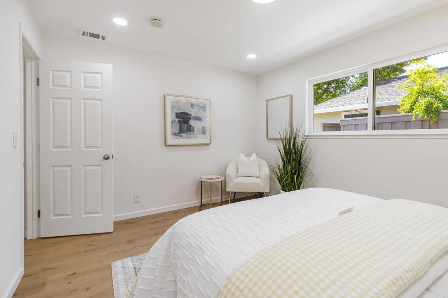 Detail Gallery Image 23 of 47 For 303 Junipero Dr #1,  Milpitas,  CA 95035 - 3 Beds | 1 Baths