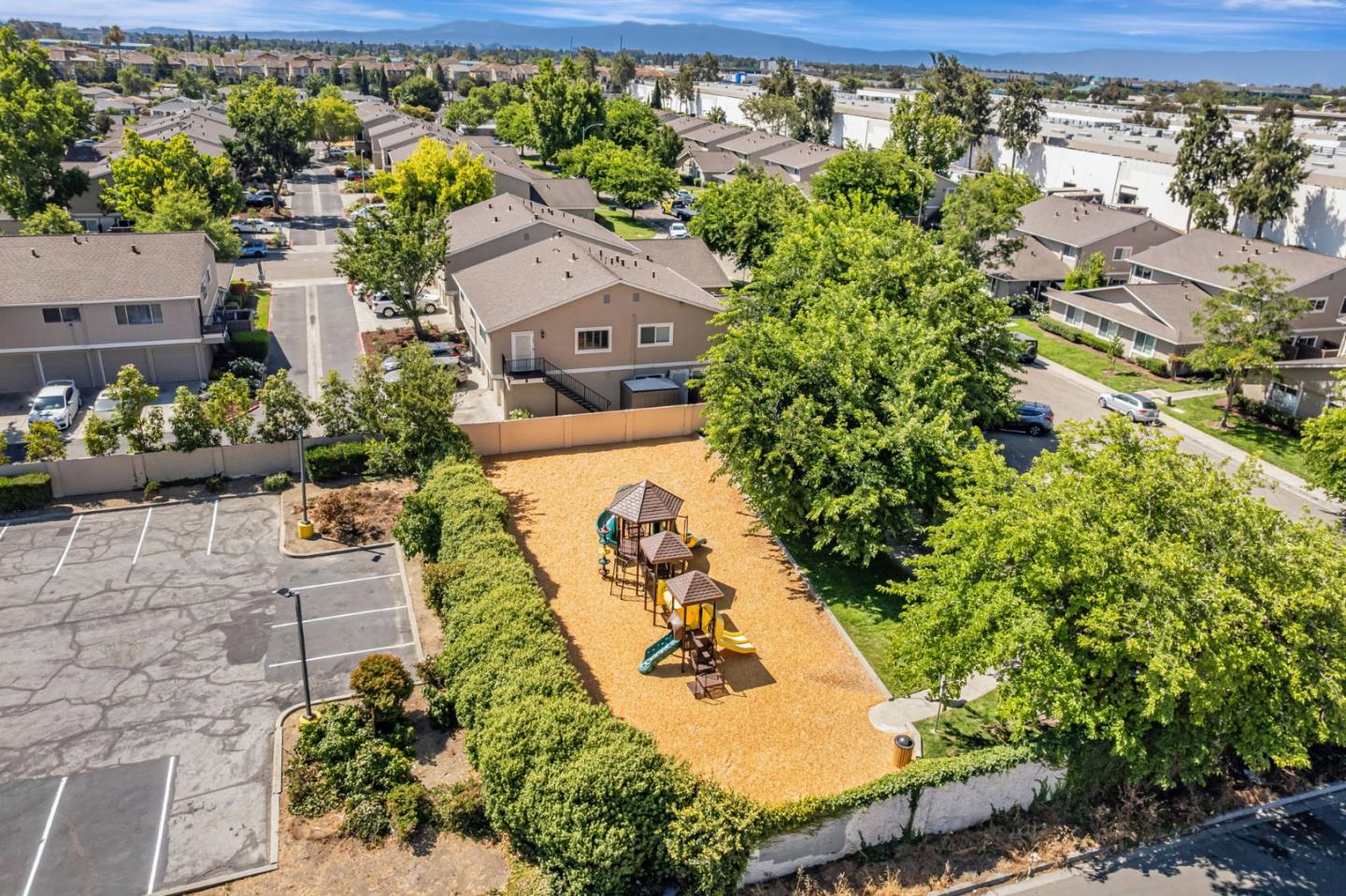 Detail Gallery Image 46 of 47 For 303 Junipero Dr #1,  Milpitas,  CA 95035 - 3 Beds | 1 Baths
