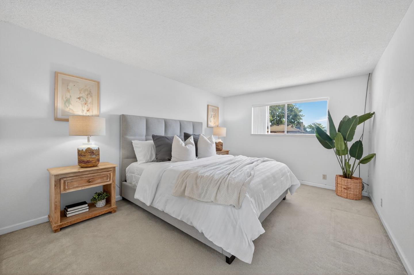 Detail Gallery Image 10 of 23 For 135 Lonetree Ct, Milpitas,  CA 95035 - 4 Beds | 2/1 Baths