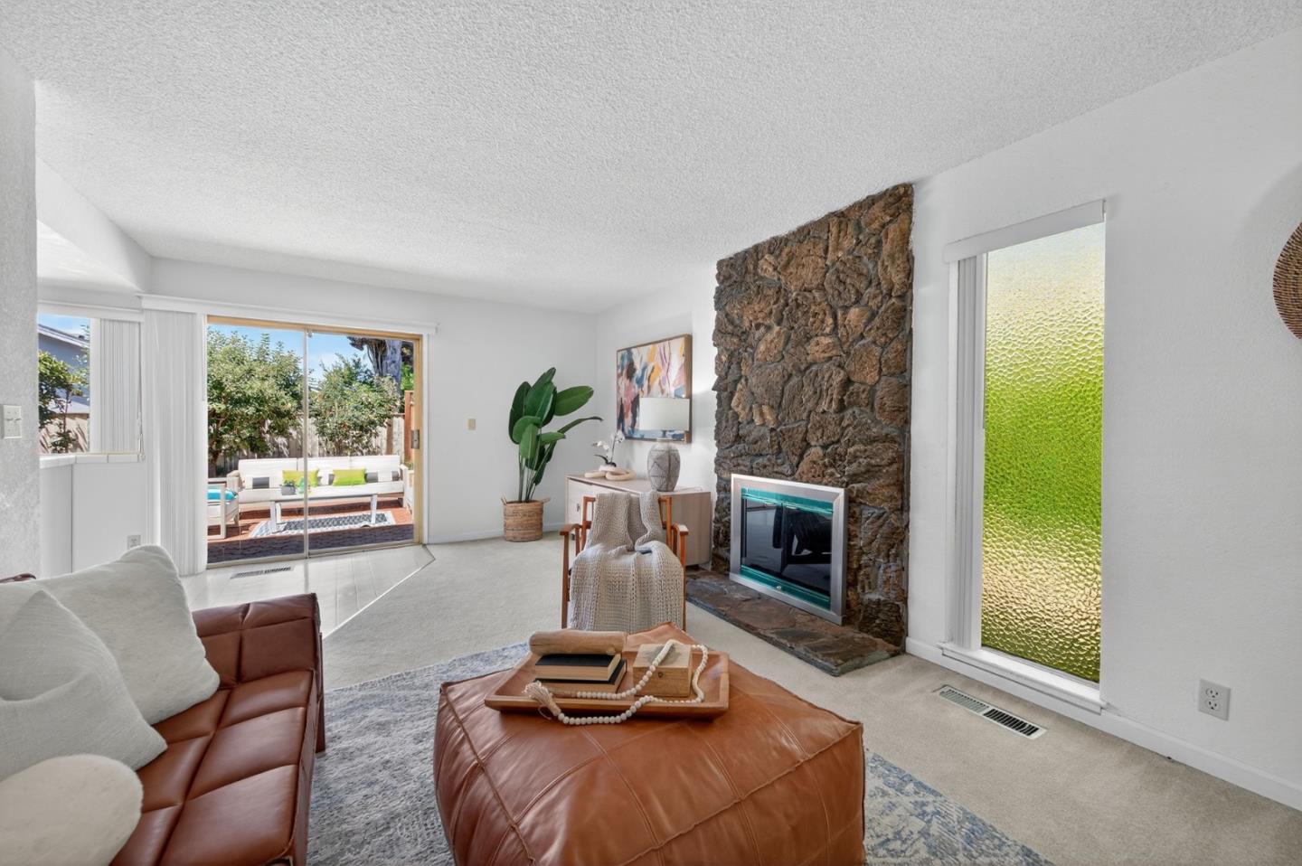 Detail Gallery Image 8 of 23 For 135 Lonetree Ct, Milpitas,  CA 95035 - 4 Beds | 2/1 Baths