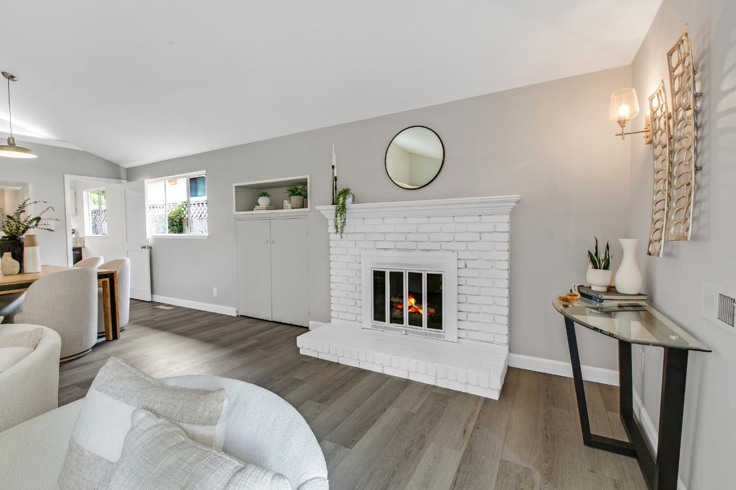Detail Gallery Image 15 of 32 For 2860 Oakmont Dr, San Bruno,  CA 94066 - 4 Beds | 2 Baths