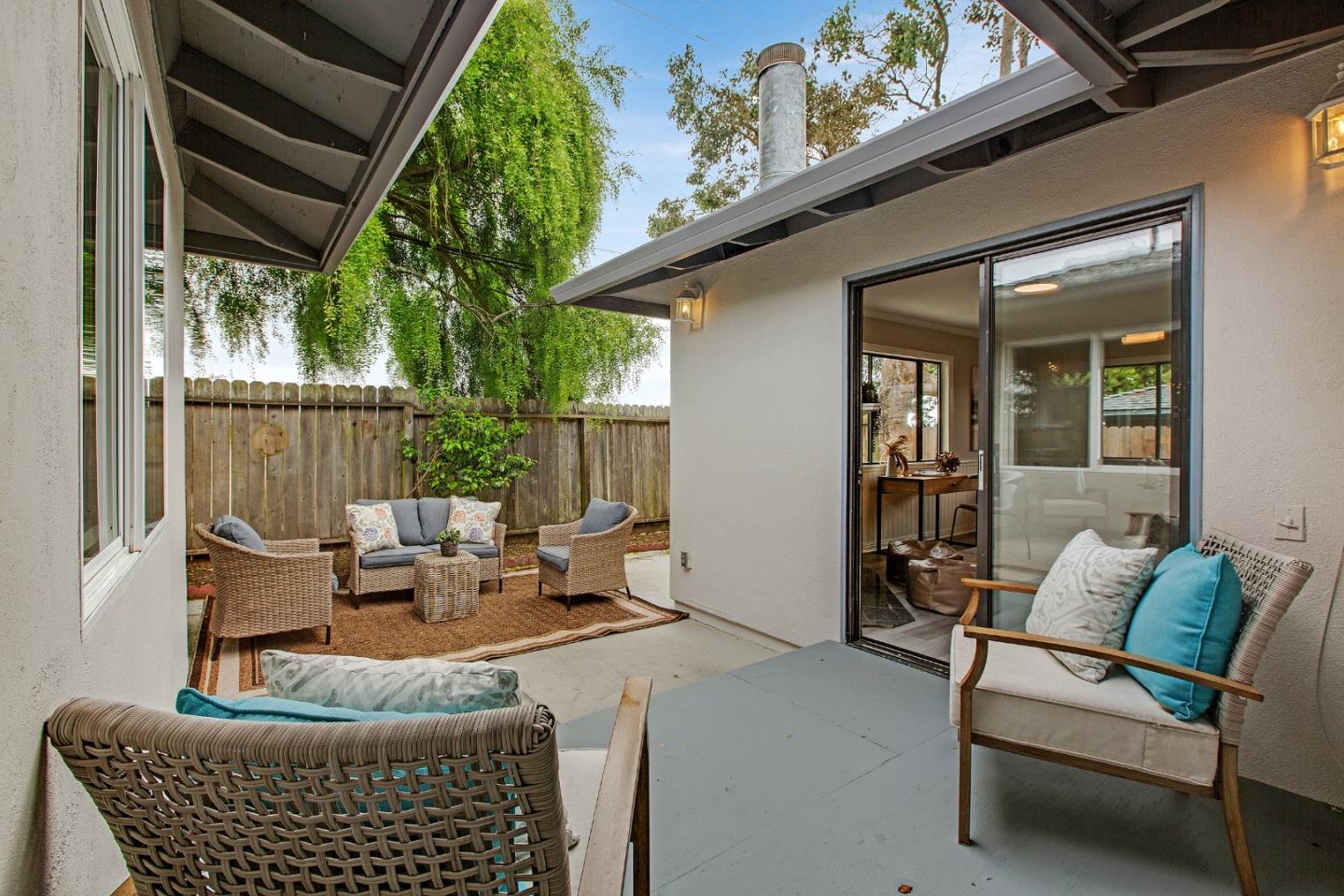 Detail Gallery Image 16 of 32 For 2860 Oakmont Dr, San Bruno,  CA 94066 - 4 Beds | 2 Baths