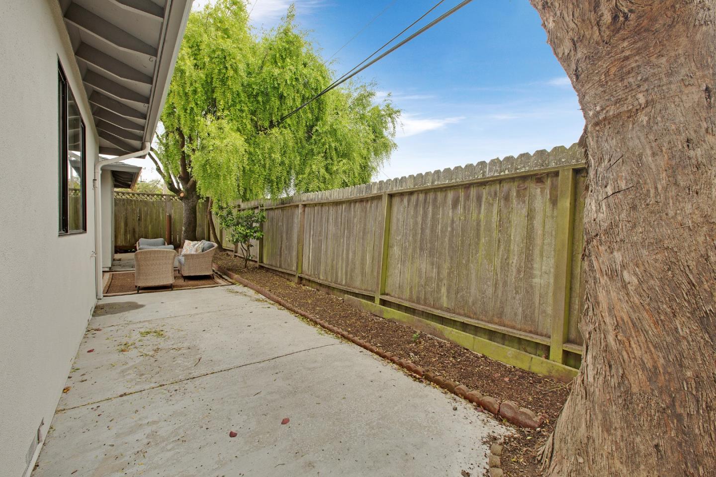 Detail Gallery Image 19 of 32 For 2860 Oakmont Dr, San Bruno,  CA 94066 - 4 Beds | 2 Baths