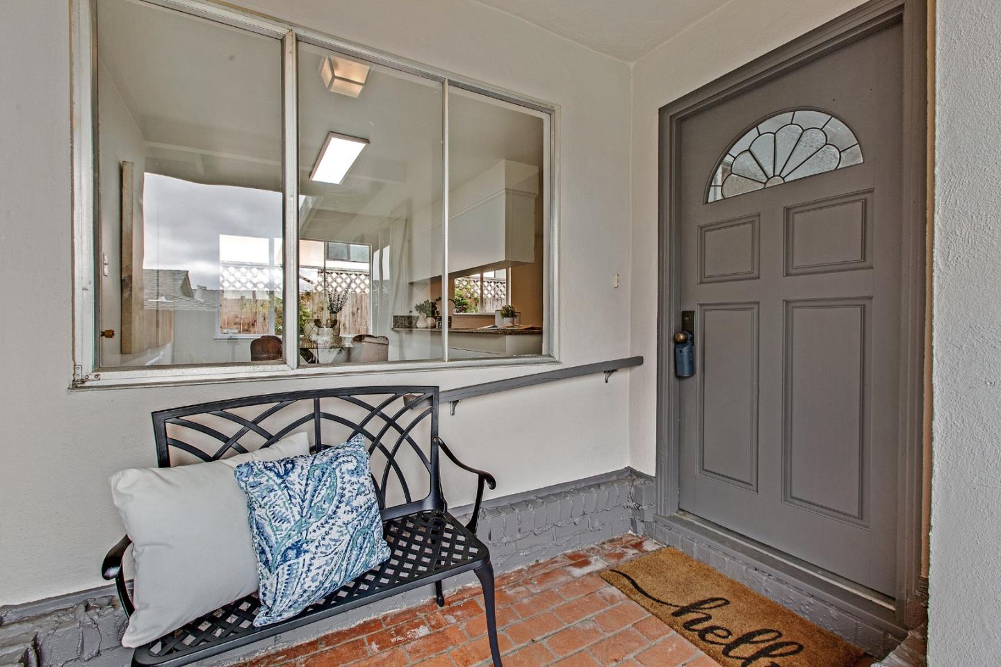 Detail Gallery Image 4 of 32 For 2860 Oakmont Dr, San Bruno,  CA 94066 - 4 Beds | 2 Baths