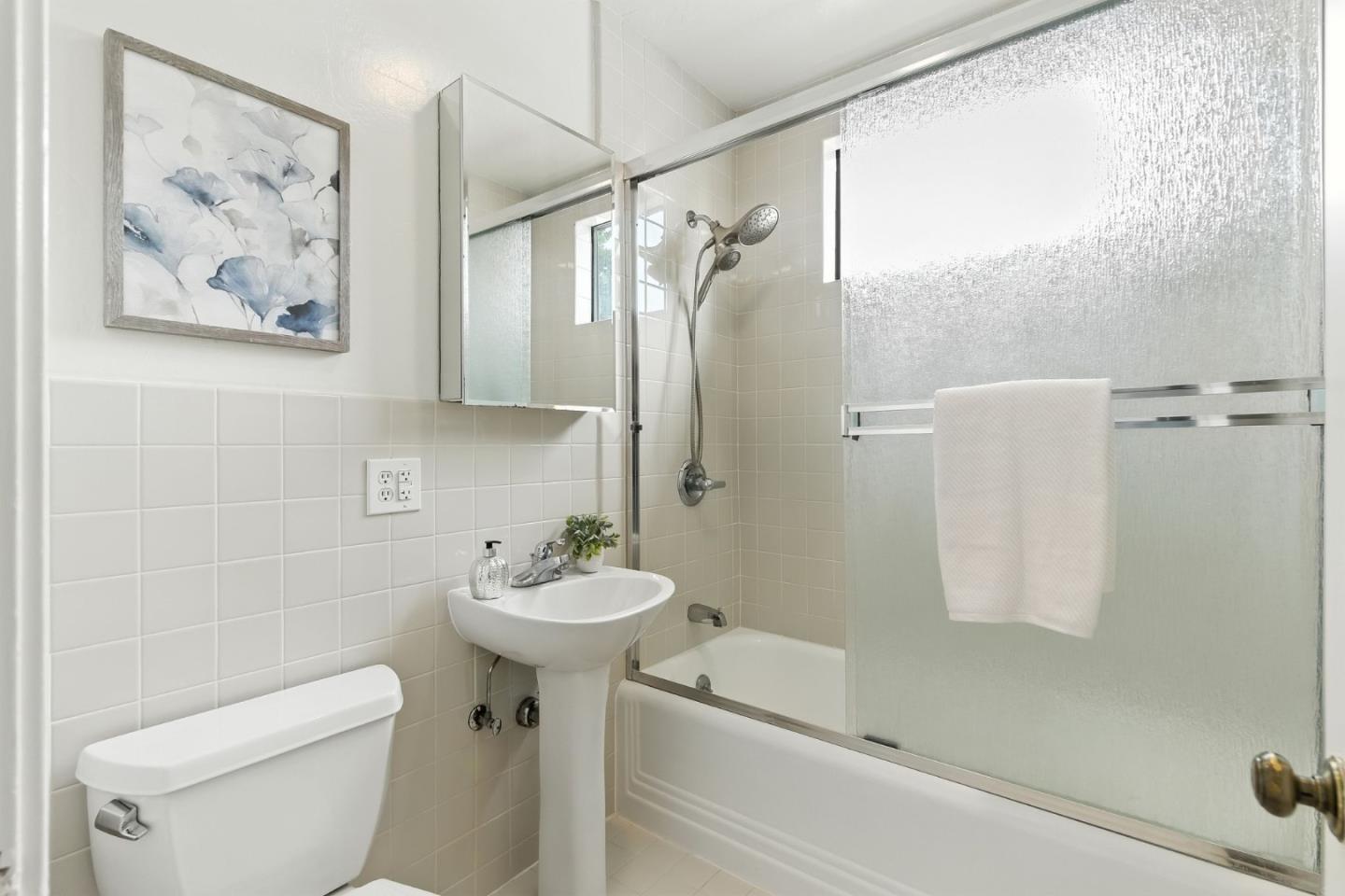 Detail Gallery Image 26 of 37 For 535 Acacia Ave, San Bruno,  CA 94066 - 3 Beds | 2 Baths