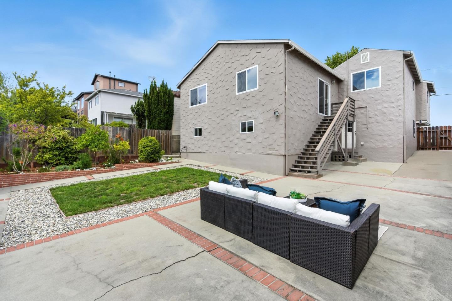 Detail Gallery Image 33 of 37 For 535 Acacia Ave, San Bruno,  CA 94066 - 3 Beds | 2 Baths