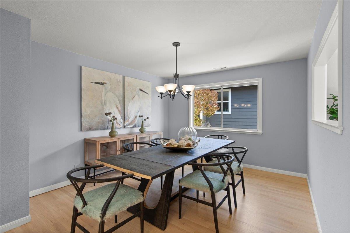 Detail Gallery Image 15 of 54 For 323 Garcia Ave, Half Moon Bay,  CA 94019 - 4 Beds | 2/1 Baths