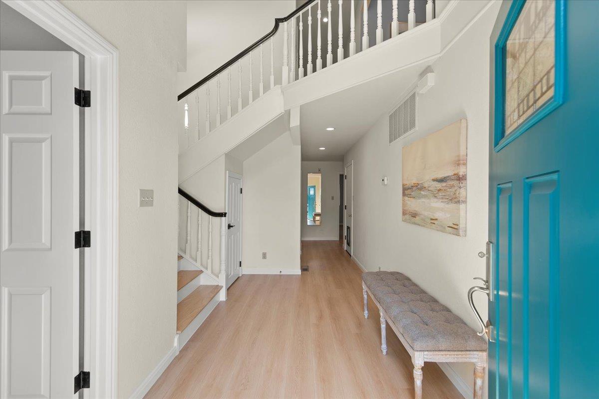 Detail Gallery Image 4 of 54 For 323 Garcia Ave, Half Moon Bay,  CA 94019 - 4 Beds | 2/1 Baths