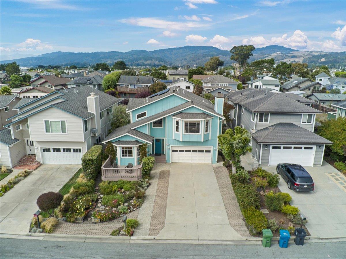 Detail Gallery Image 46 of 54 For 323 Garcia Ave, Half Moon Bay,  CA 94019 - 4 Beds | 2/1 Baths