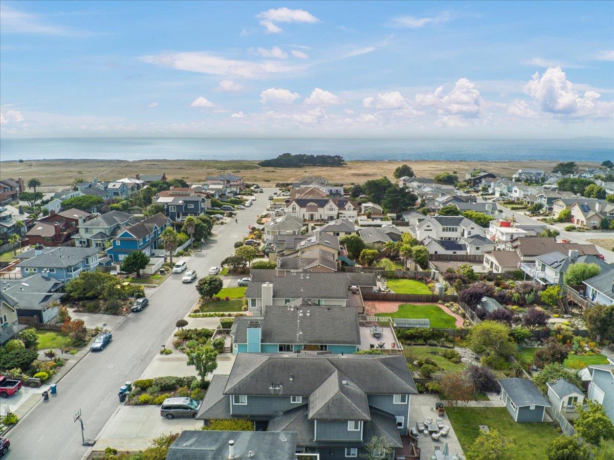 Detail Gallery Image 49 of 54 For 323 Garcia Ave, Half Moon Bay,  CA 94019 - 4 Beds | 2/1 Baths