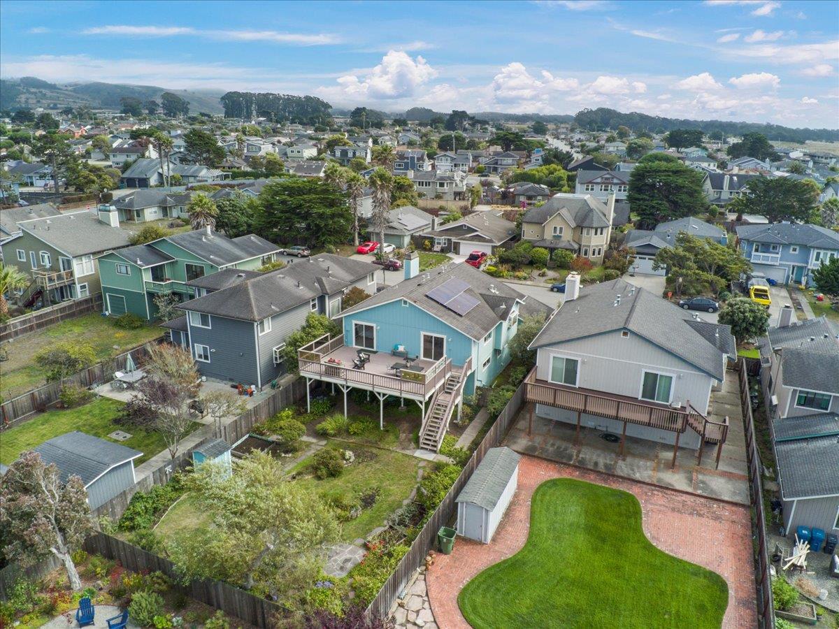 Detail Gallery Image 52 of 54 For 323 Garcia Ave, Half Moon Bay,  CA 94019 - 4 Beds | 2/1 Baths