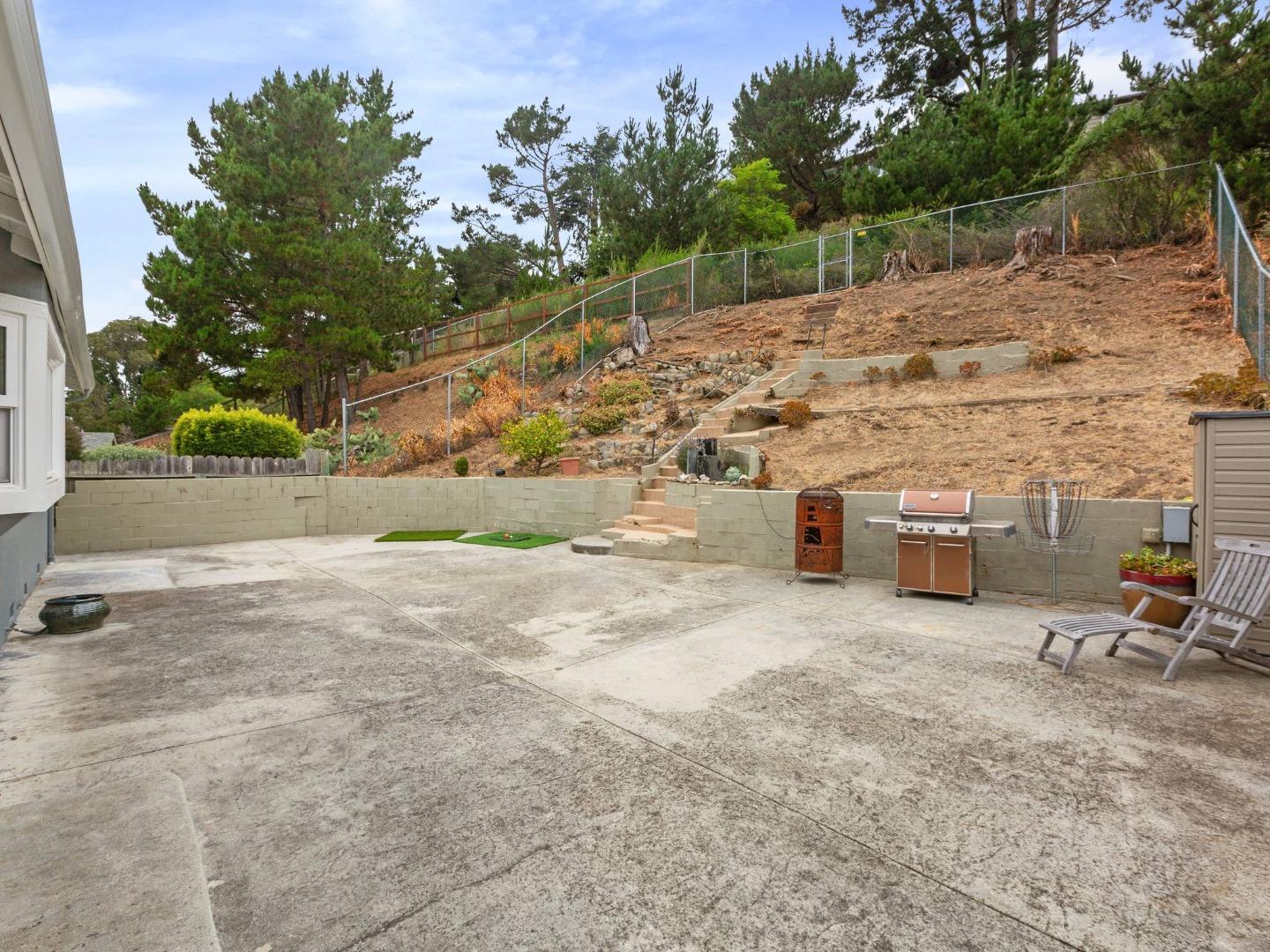 Detail Gallery Image 27 of 38 For 1415 Linda Mar Blvd, Pacifica,  CA 94044 - 3 Beds | 1 Baths