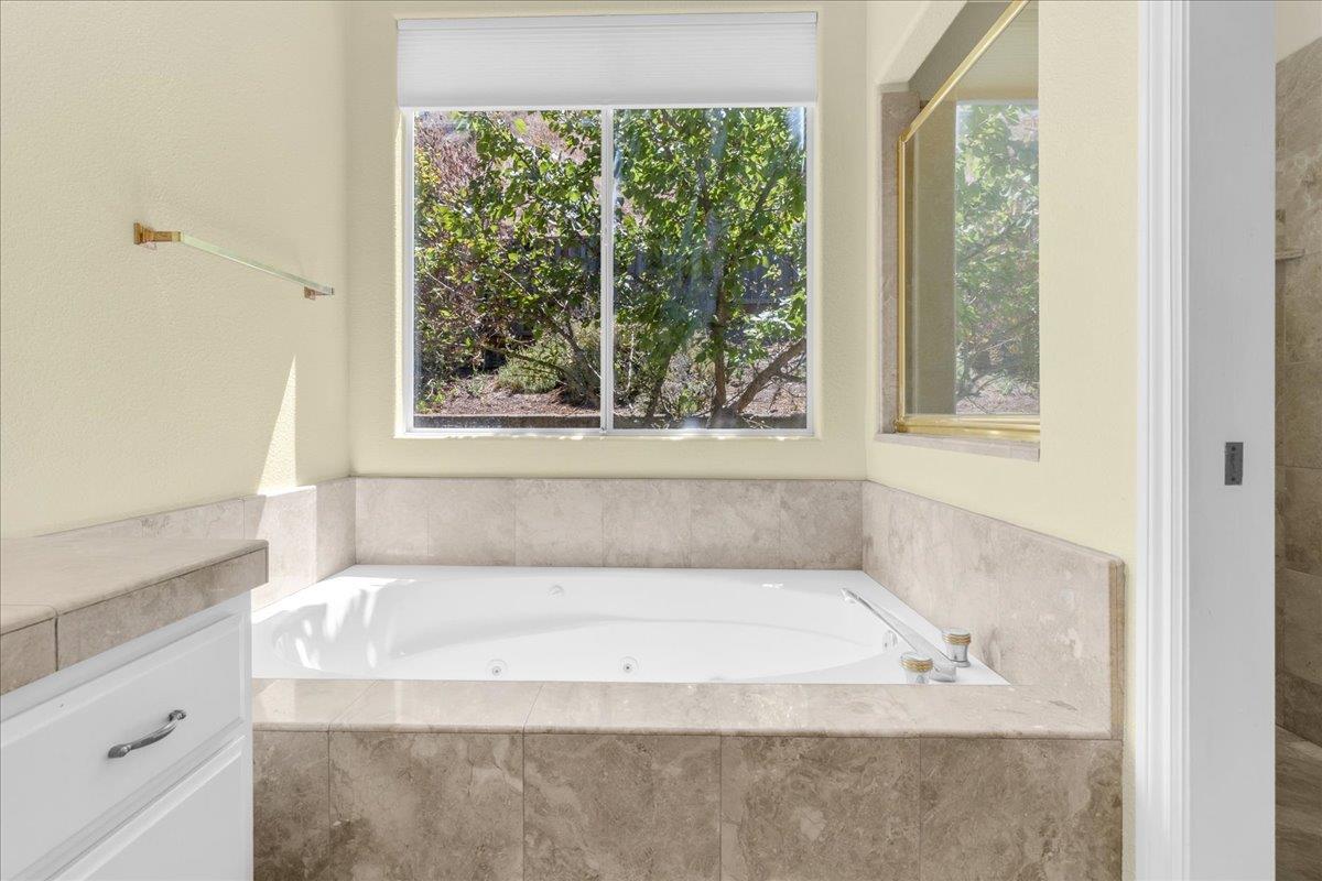 Detail Gallery Image 19 of 35 For 21775 Woodrose Pl, Salinas,  CA 93908 - 3 Beds | 2 Baths