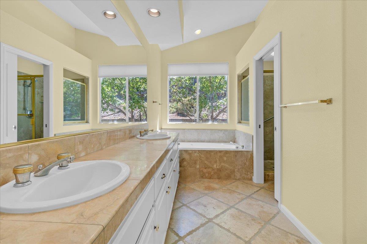 Detail Gallery Image 22 of 35 For 21775 Woodrose Pl, Salinas,  CA 93908 - 3 Beds | 2 Baths