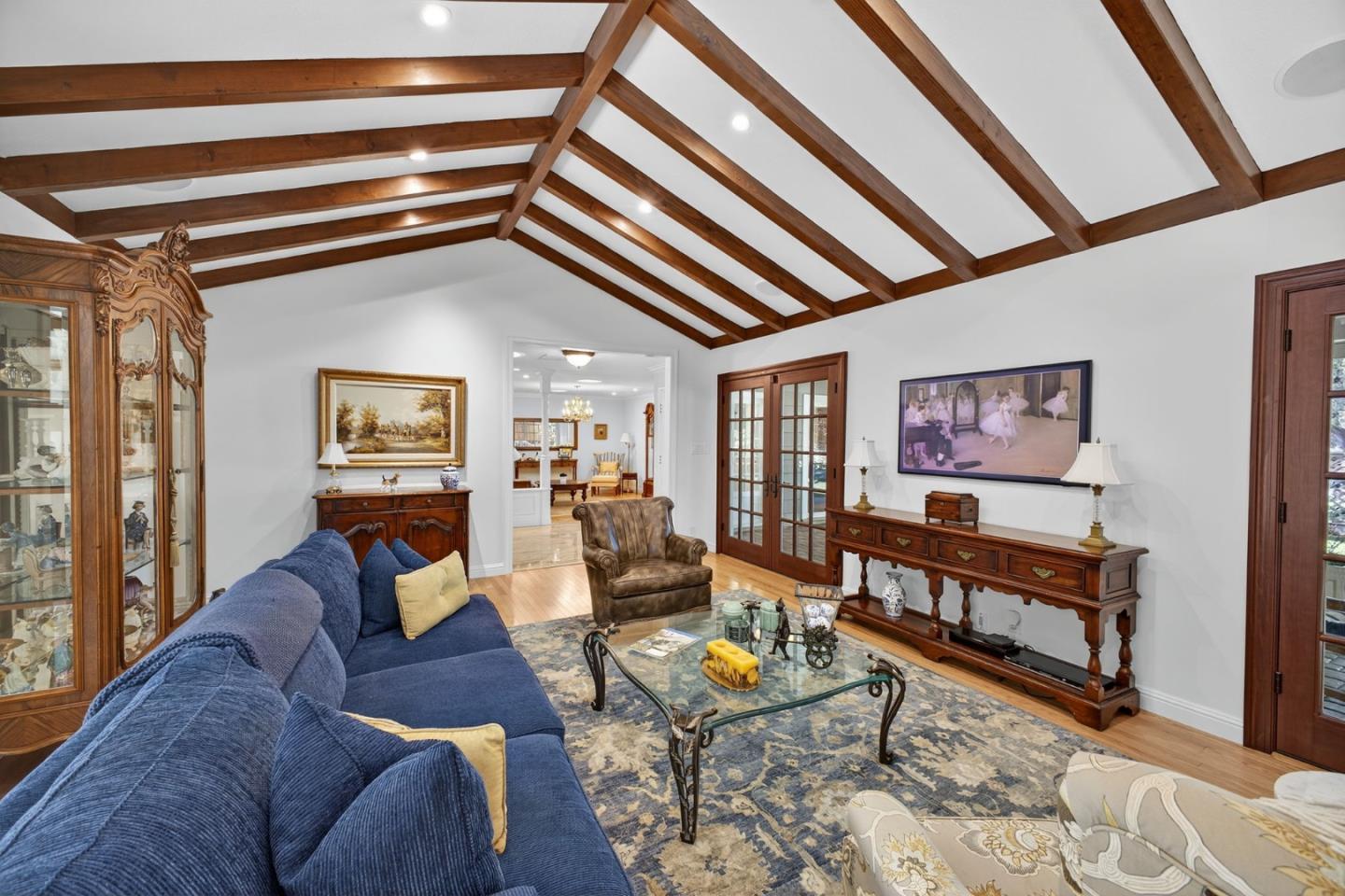 Detail Gallery Image 18 of 60 For 737 Bellerose Dr, San Jose,  CA 95128 - 3 Beds | 3 Baths