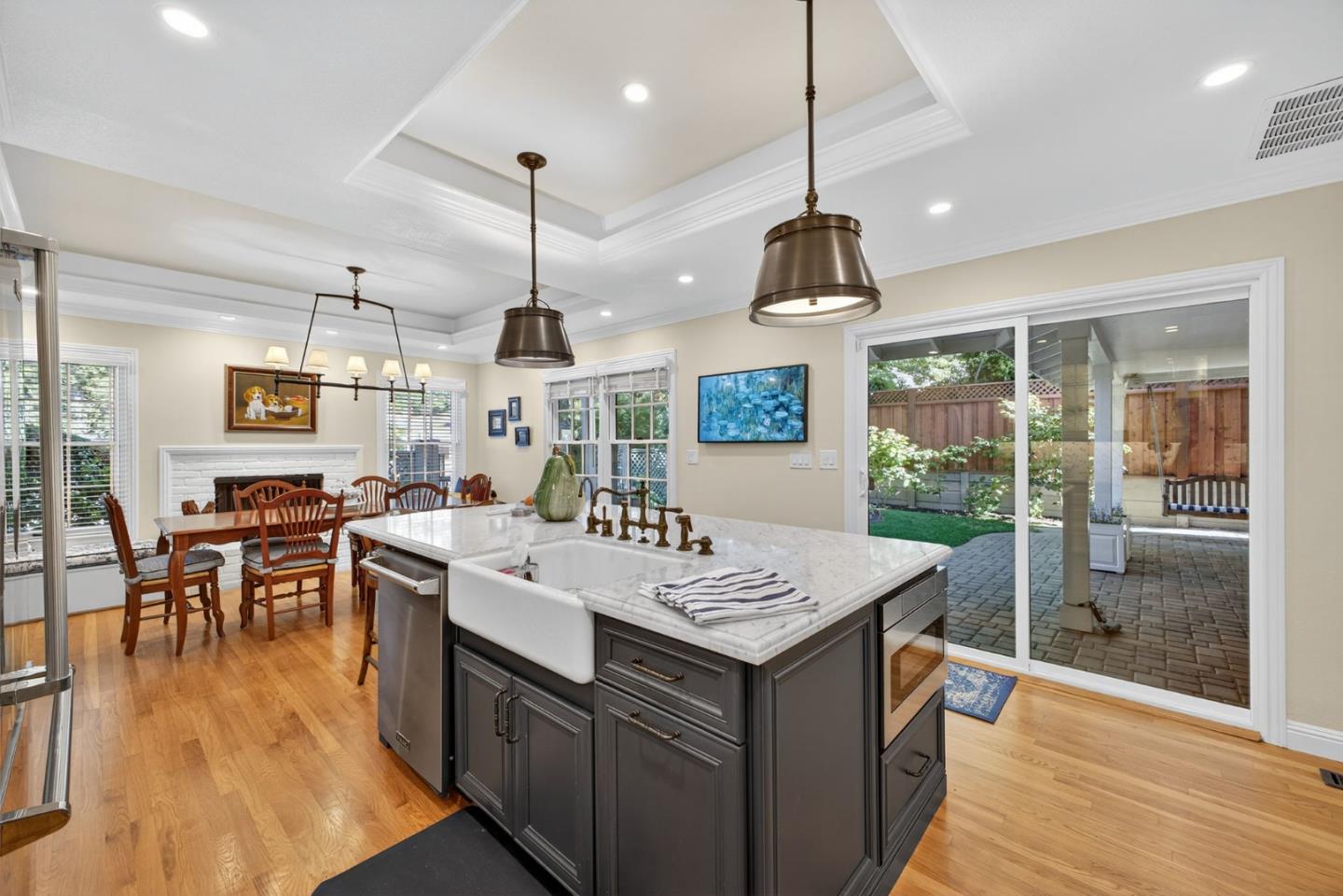 Detail Gallery Image 26 of 60 For 737 Bellerose Dr, San Jose,  CA 95128 - 3 Beds | 3 Baths