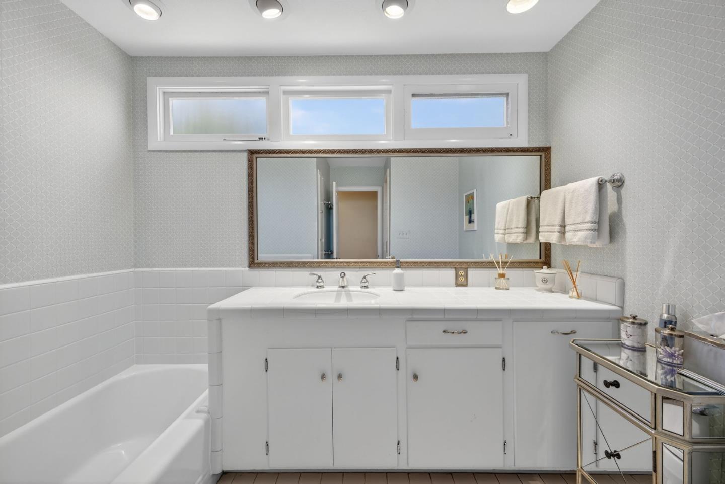 Detail Gallery Image 45 of 60 For 737 Bellerose Dr, San Jose,  CA 95128 - 3 Beds | 3 Baths