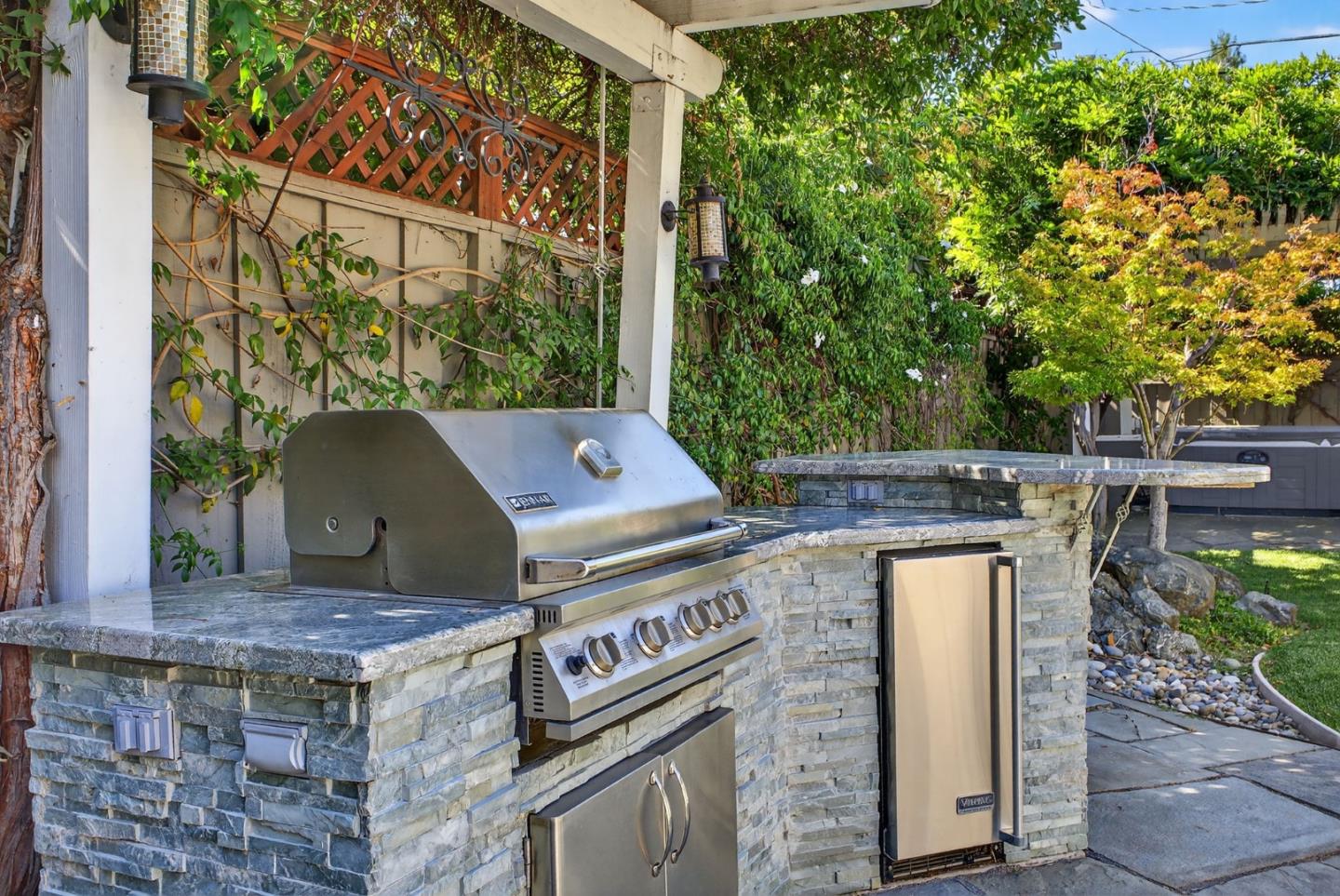 Detail Gallery Image 52 of 60 For 737 Bellerose Dr, San Jose,  CA 95128 - 3 Beds | 3 Baths