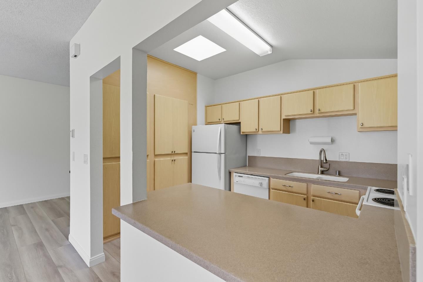 Detail Gallery Image 14 of 45 For 3550 Carter Dr #30,  South San Francisco,  CA 94080 - 3 Beds | 2 Baths