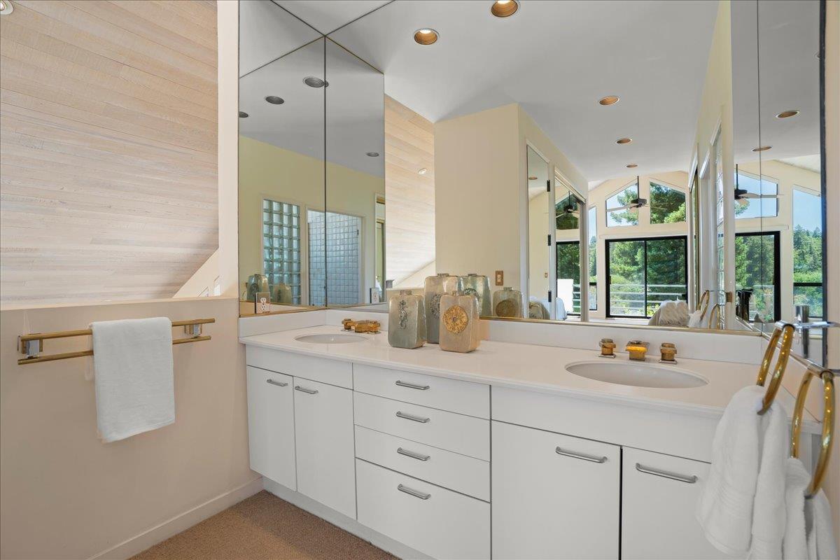 Detail Gallery Image 26 of 49 For 24614 Miller Hill Rd, Los Gatos,  CA 95033 - 3 Beds | 3 Baths