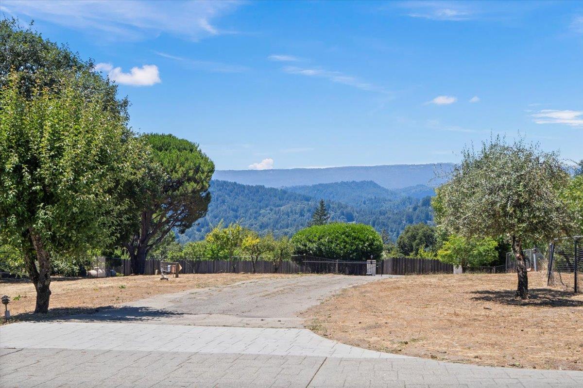 Detail Gallery Image 45 of 49 For 24614 Miller Hill Rd, Los Gatos,  CA 95033 - 3 Beds | 3 Baths