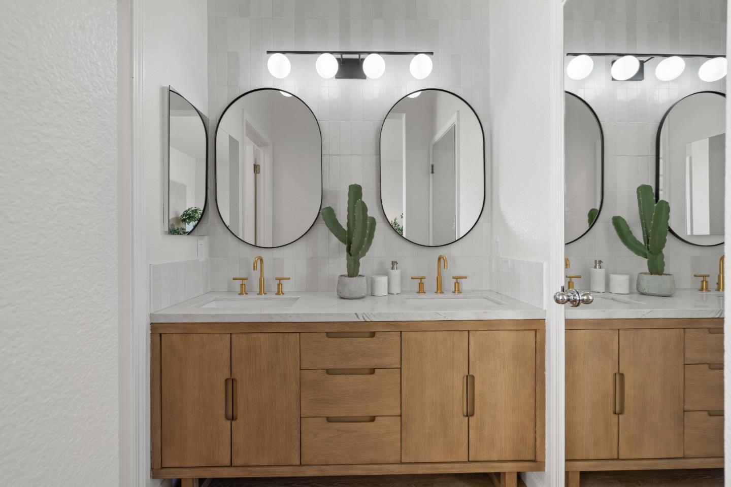 Detail Gallery Image 31 of 76 For 22659 Canyon Terrace Dr, Castro Valley,  CA 94552 - 2 Beds | 2/1 Baths