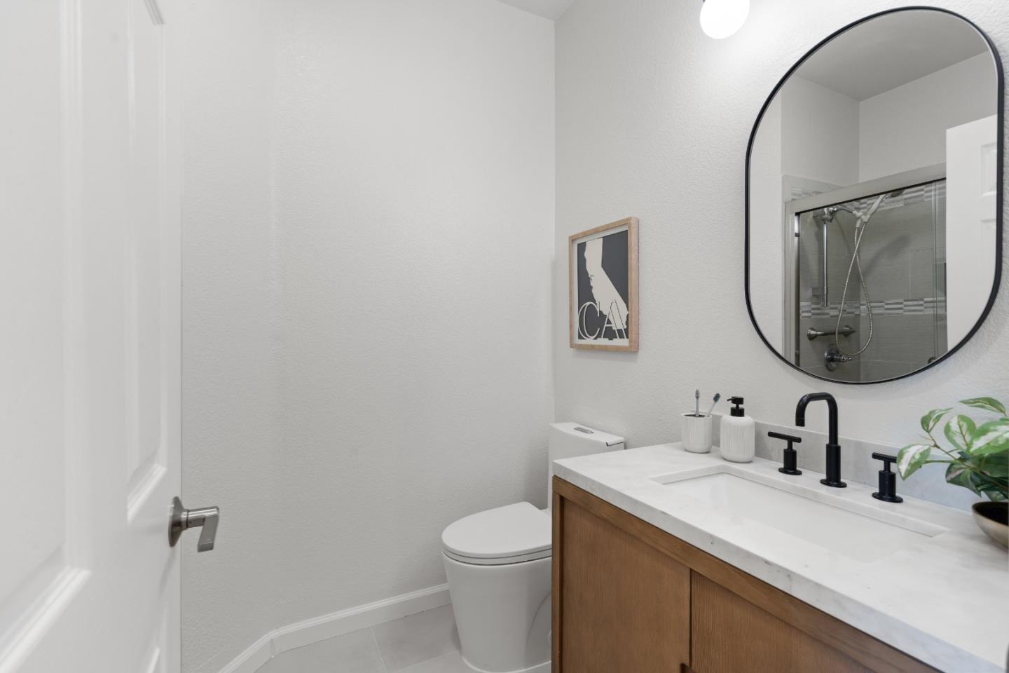 Detail Gallery Image 37 of 76 For 22659 Canyon Terrace Dr, Castro Valley,  CA 94552 - 2 Beds | 2/1 Baths
