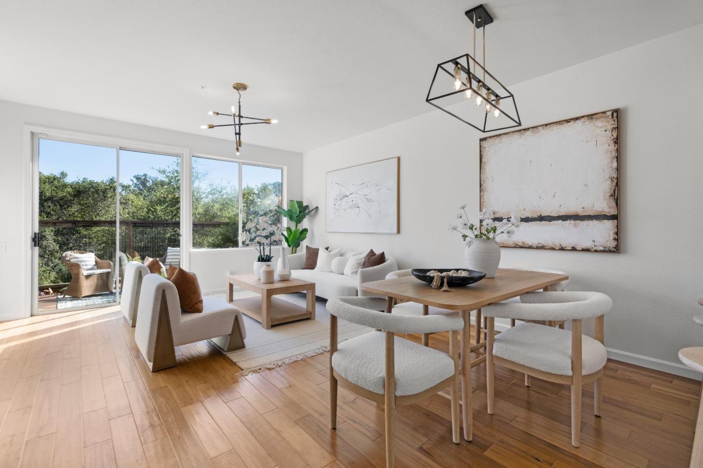 Detail Gallery Image 4 of 76 For 22659 Canyon Terrace Dr, Castro Valley,  CA 94552 - 2 Beds | 2/1 Baths