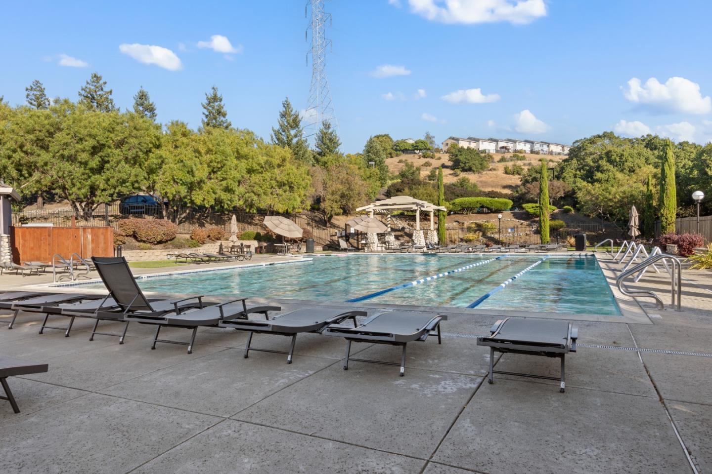 Detail Gallery Image 55 of 76 For 22659 Canyon Terrace Dr, Castro Valley,  CA 94552 - 2 Beds | 2/1 Baths