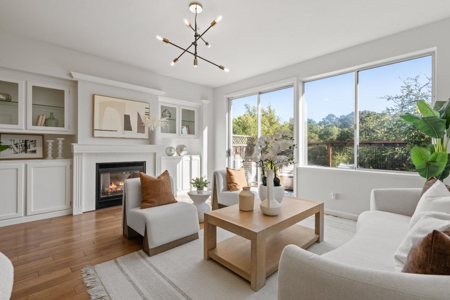 Detail Gallery Image 8 of 76 For 22659 Canyon Terrace Dr, Castro Valley,  CA 94552 - 2 Beds | 2/1 Baths