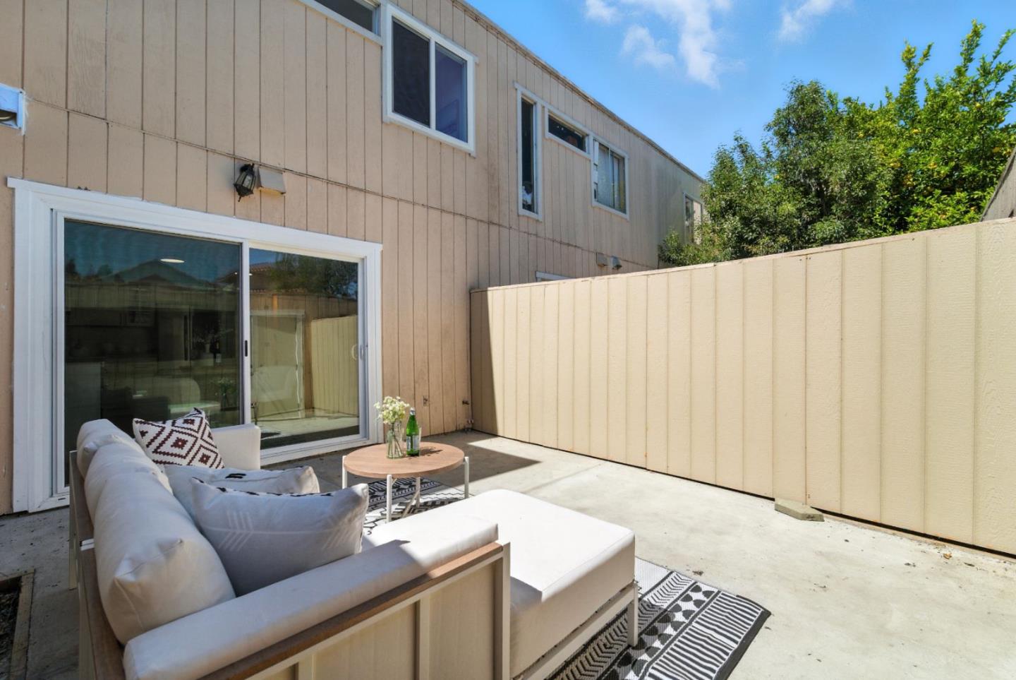 Detail Gallery Image 13 of 15 For 2180 Luz Ave, San Jose,  CA 95116 - 2 Beds | 1/1 Baths