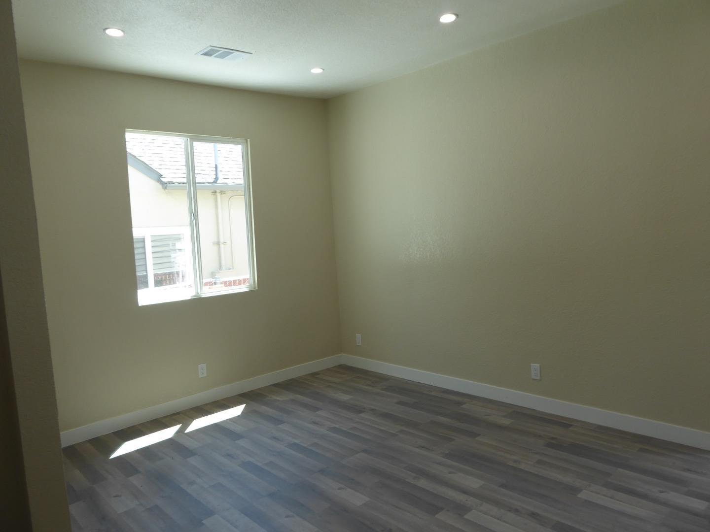 502 Hannah Street, San Jose, California 95126, 2 Bedrooms Bedrooms, ,1 BathroomBathrooms,Residential,For Sale,502 Hannah Street,ML82015836