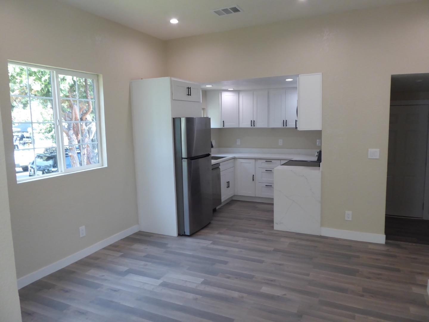 502 Hannah Street, San Jose, California 95126, 2 Bedrooms Bedrooms, ,1 BathroomBathrooms,Residential,For Sale,502 Hannah Street,ML82015836