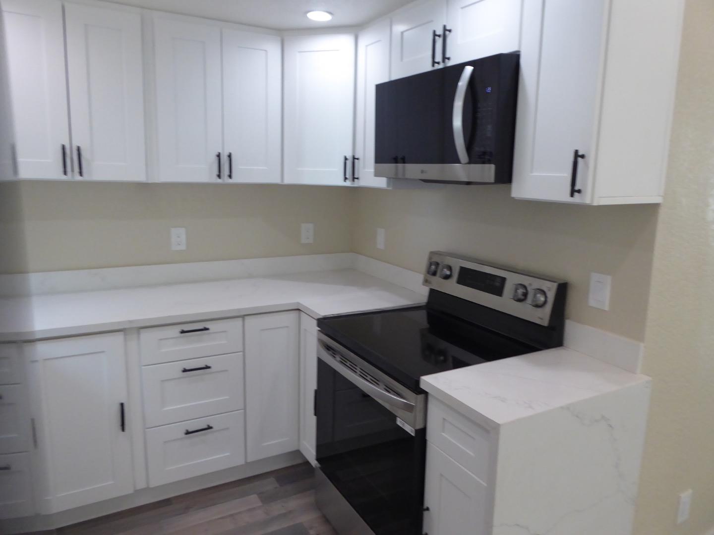 502 Hannah Street, San Jose, California 95126, 2 Bedrooms Bedrooms, ,1 BathroomBathrooms,Residential,For Sale,502 Hannah Street,ML82015836